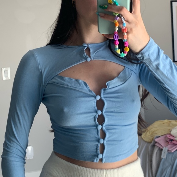 Cider Cut Out Long Sleeve Top - Picture 3 of 6